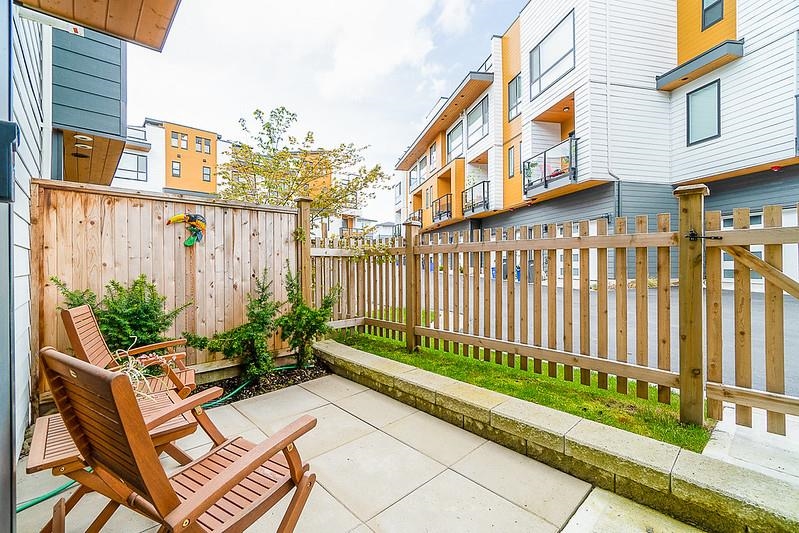 Powder Room Photo of 33 16511 Watson Drive, Surrey, BC