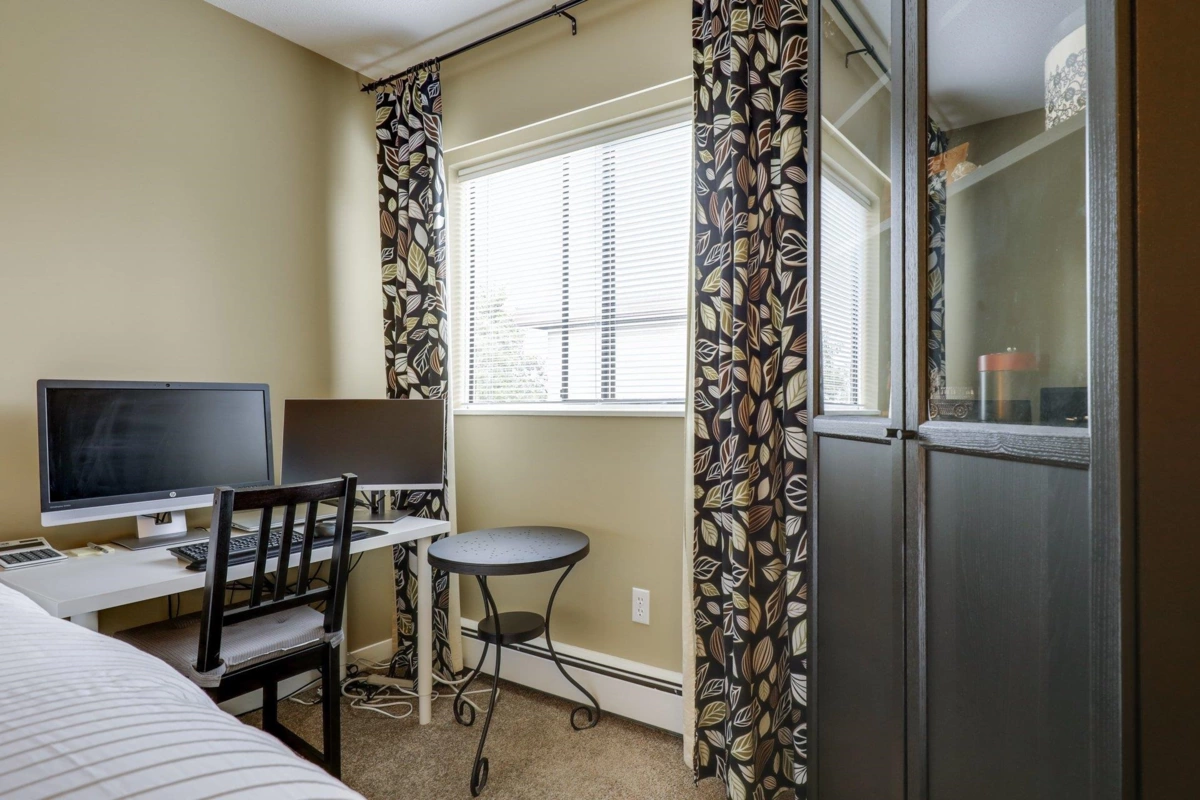 Bedroom 4 Photo of 302 330 E 1st Street, North Vancouver, BC