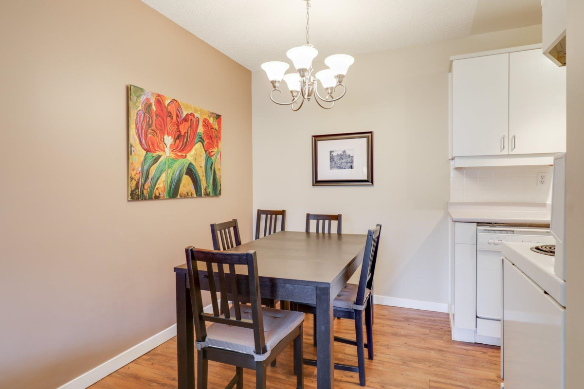 Primary Bathroom Photo of 302 330 E 1st Street, North Vancouver, BC