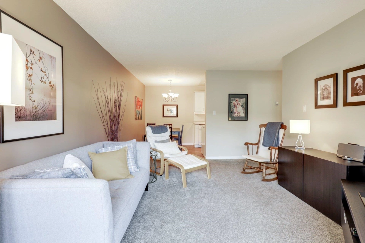 Primary Bedroom Photo of 302 330 E 1st Street, North Vancouver, BC