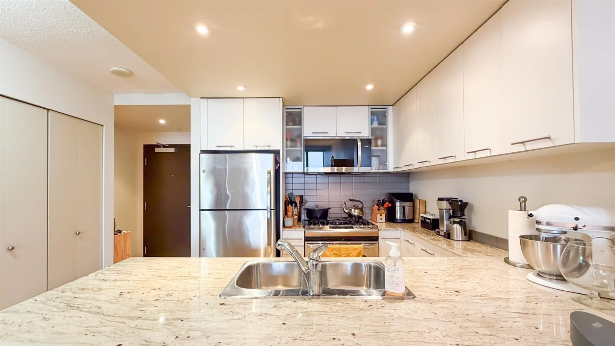 Breakfast Nook Photo of 1007 3111 Corvette Way, Richmond, BC