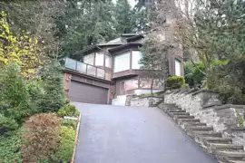 1092 Corona Crescent, Coquitlam, BC