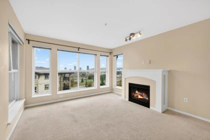 415 3050 Dayanee Springs Boulevard, Coquitlam, BC, Coquitlam — Apartment/Condo for sale