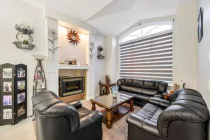 Living Room Photo of 8733 162a Street, Surrey, BC