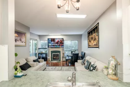 Breakfast Nook Photo of 102 13727 74 Avenue, Surrey, BC