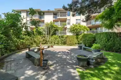 Hot Tub / Spa Photo of 102 13727 74 Avenue, Surrey, BC