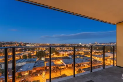 1304 1471 Hunter Street, North Vancouver, BC