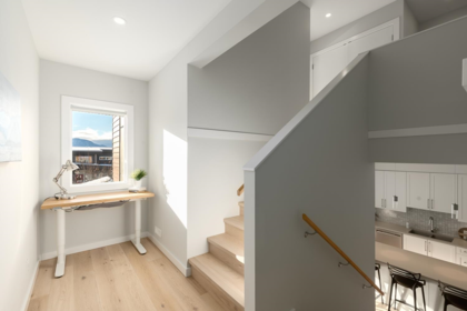 Entry Foyer Photo of 41324 Horizon Drive, Squamish, BC