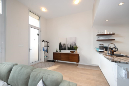 Primary Bedroom Photo of 2063 W 10th Avenue, Vancouver, BC