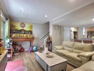 Kitchen Photo of 6878 Arlington Street, Vancouver, BC