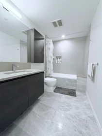 Primary Bathroom Photo of 2803 2108 Gilmore Avenue, Burnaby, BC