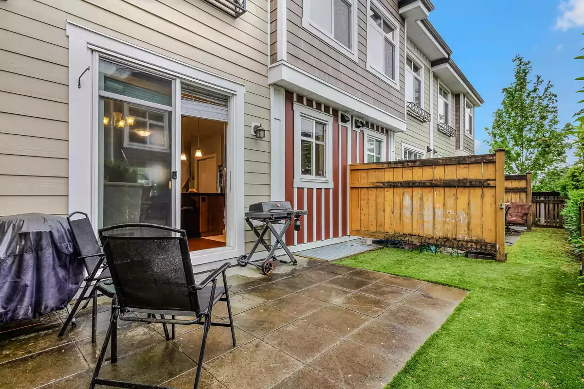 Backyard Photo of 126 20738 84 Avenue, Langley, BC