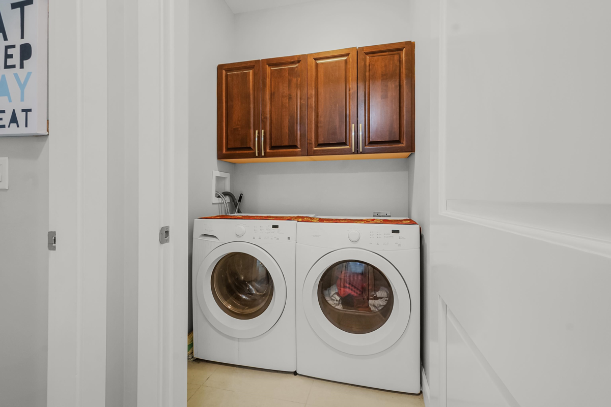 Entry Foyer Photo of 126 20738 84 Avenue, Langley, BC