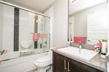 Basement Recreation Room Photo of 5 19525 73 Avenue, Surrey, BC