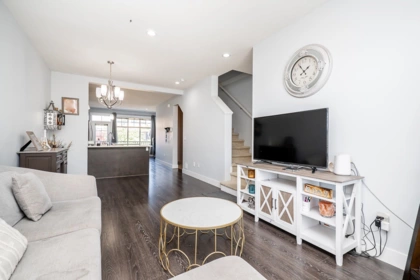 Kitchen Island Photo of 5 19525 73 Avenue, Surrey, BC