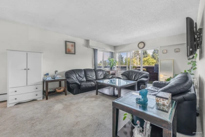 Family Room Photo of 304 13530 Hilton Road, Surrey, BC