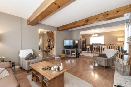 2210 Dawes Hill Road, Coquitlam, BC