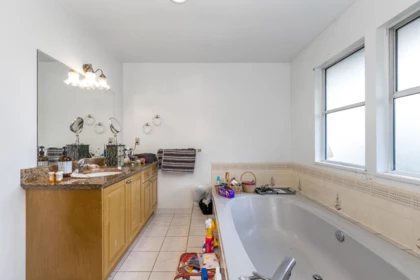 Guest Bathroom Photo of 2210 Dawes Hill Road, Coquitlam, BC