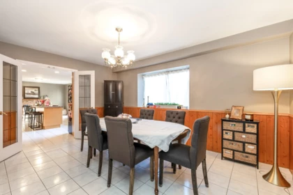 Kitchen Photo of 2210 Dawes Hill Road, Coquitlam, BC