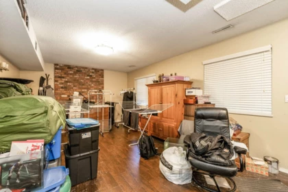 Laundry Room Photo of 2210 Dawes Hill Road, Coquitlam, BC