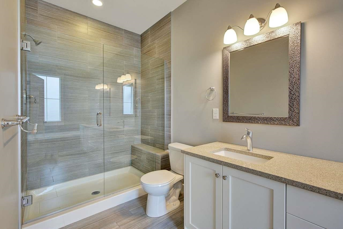 Guest Bathroom Photo of 51173 Sophie Crescent, Chilliwack, BC