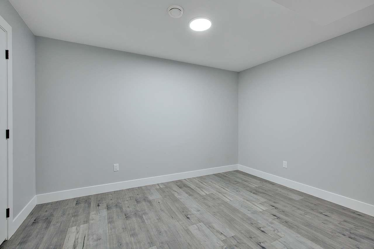 Hallway Photo of 51173 Sophie Crescent, Chilliwack, BC