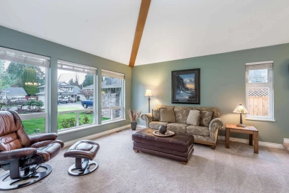Breakfast Nook Photo of 12020 Dover Street, Maple Ridge, BC