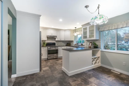 Powder Room Photo of 12020 Dover Street, Maple Ridge, BC