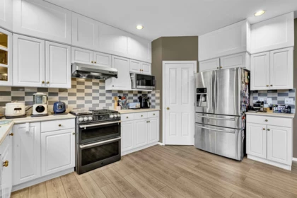 Primary Bedroom Photo of 16977 83a Avenue, Surrey, BC