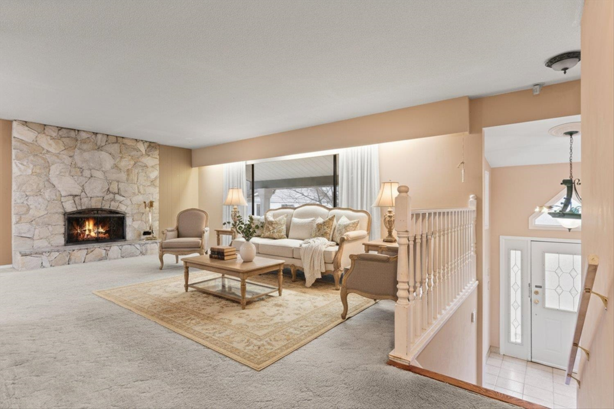 Family Room Photo of 46323 Magnolia Avenue, Chilliwack, BC