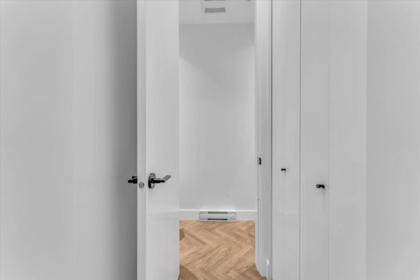 Mudroom Photo of 112 13929 105 Boulevard, Surrey, BC