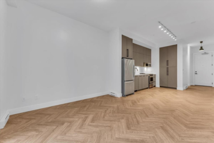 Pantry Photo of 112 13929 105 Boulevard, Surrey, BC