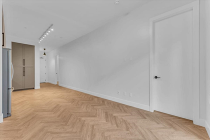 Walk-In Closet Photo of 112 13929 105 Boulevard, Surrey, BC