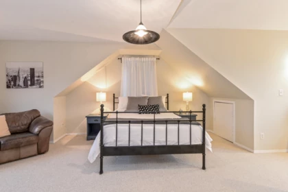 Basement Recreation Room Photo of 34837 Oakhill Drive, Abbotsford, BC