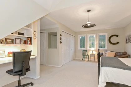 Laundry Room Photo of 34837 Oakhill Drive, Abbotsford, BC