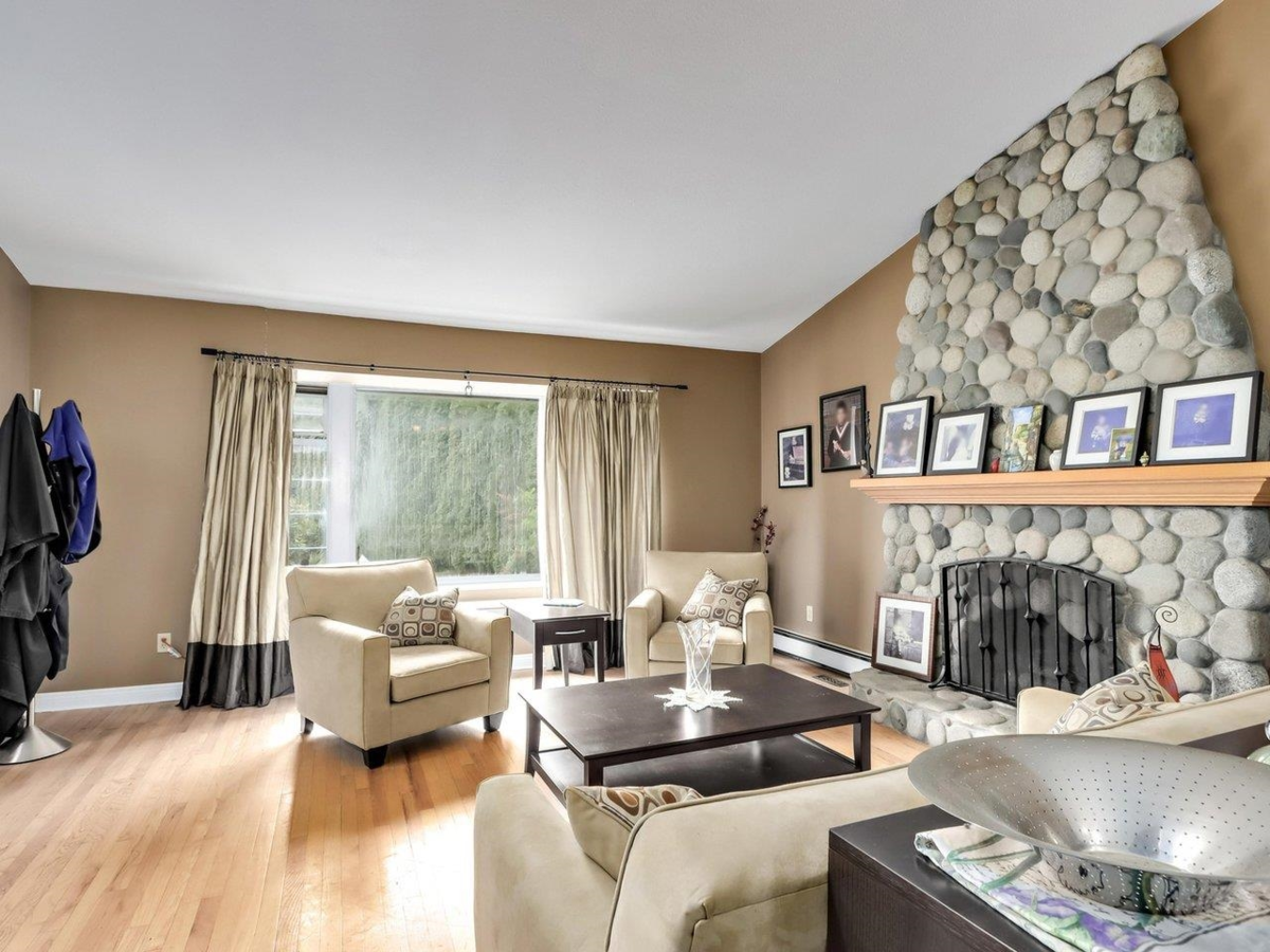 Family Room Photo of 7361 149a Street, Surrey, BC