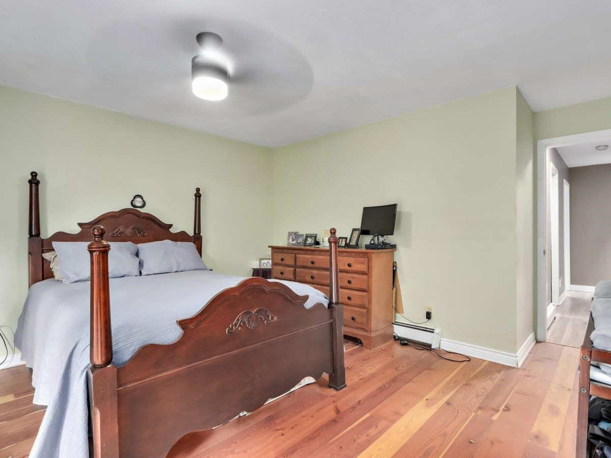 Mudroom Photo of 7361 149a Street, Surrey, BC