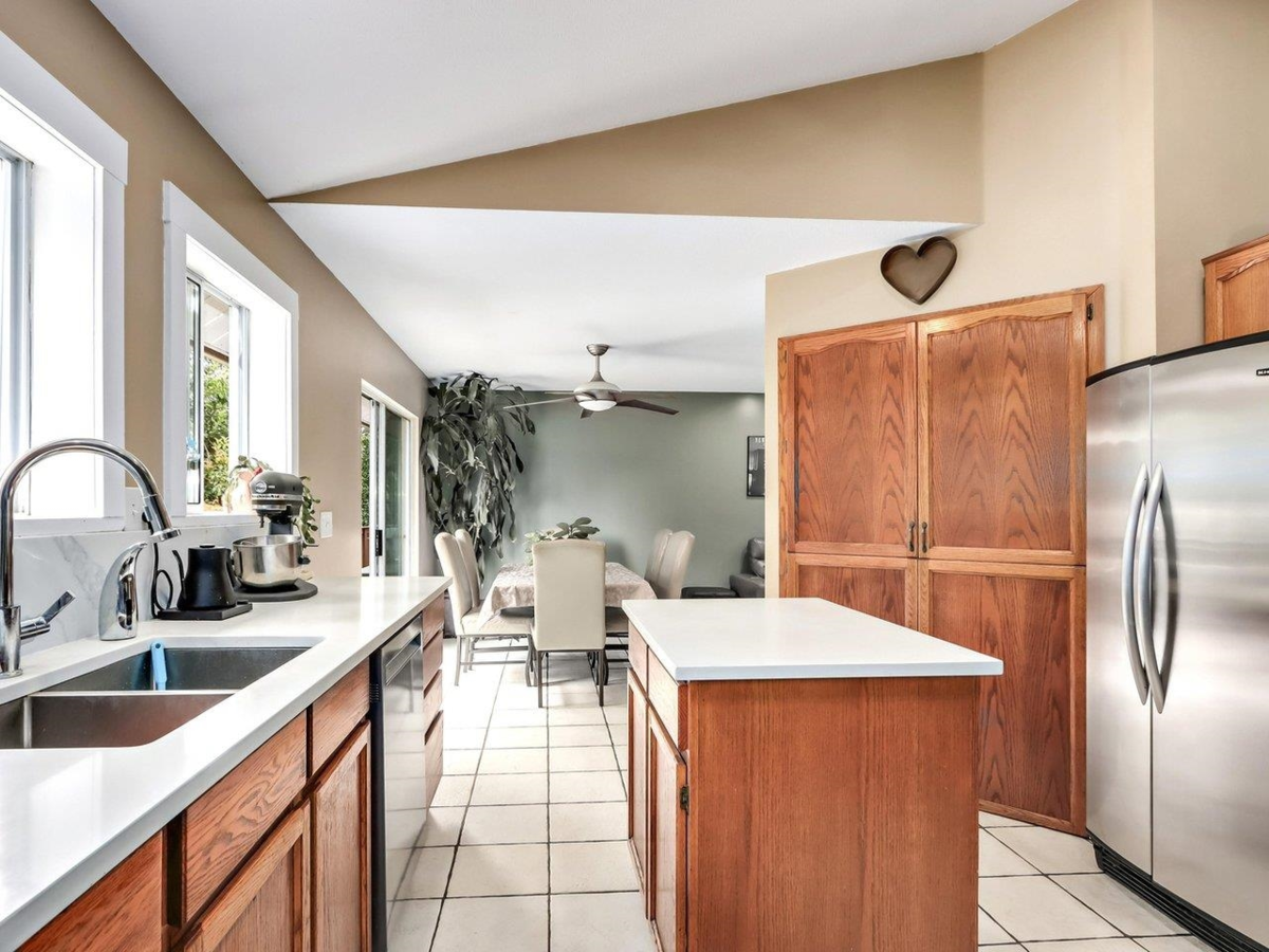 Primary Bathroom Photo of 7361 149a Street, Surrey, BC