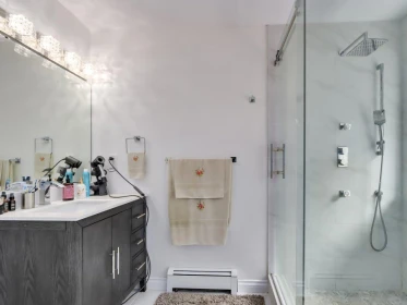 Laundry Room Photo of 7361 149a Street, Surrey, BC