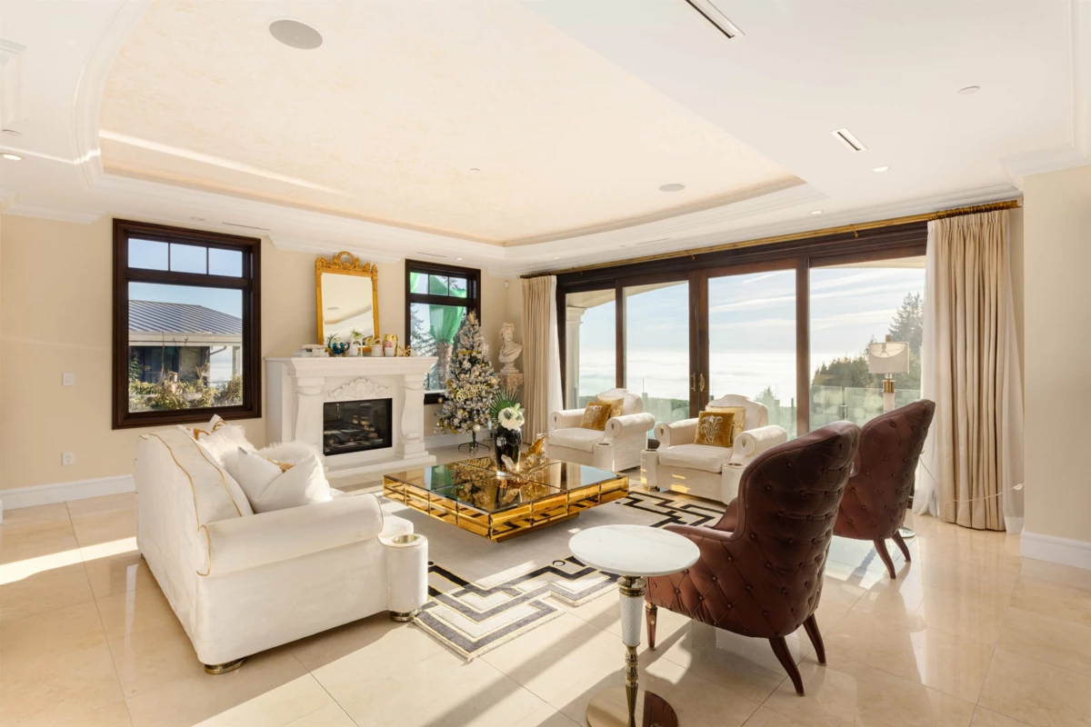 Family Room Photo of 1356 Cammeray Road, West Vancouver, BC