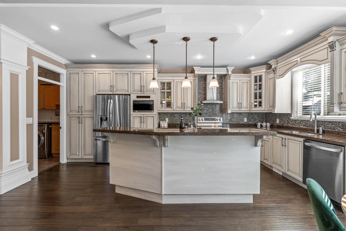 Breakfast Nook Photo of 7077 197b Street, Langley, BC