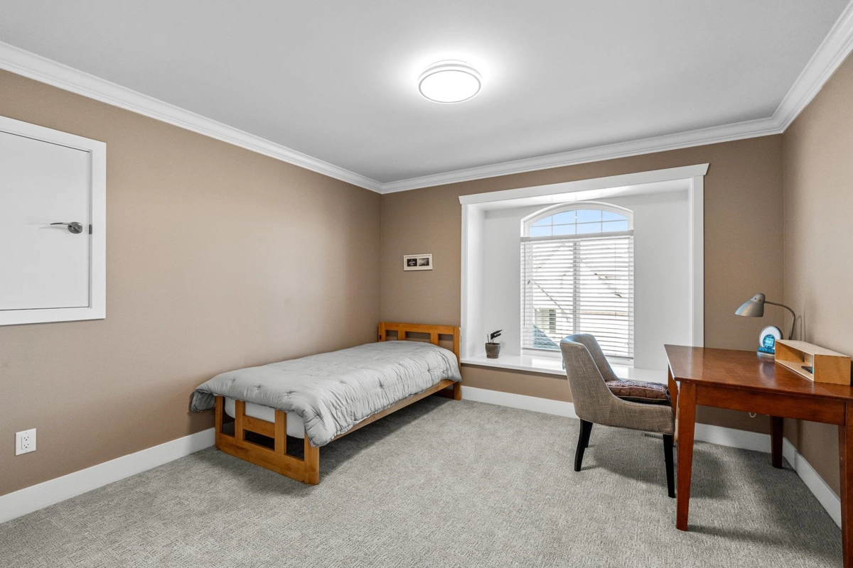 Laundry Room Photo of 7077 197b Street, Langley, BC