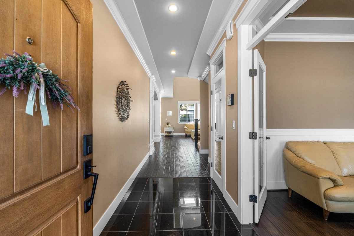 Living Room Photo of 7077 197b Street, Langley, BC