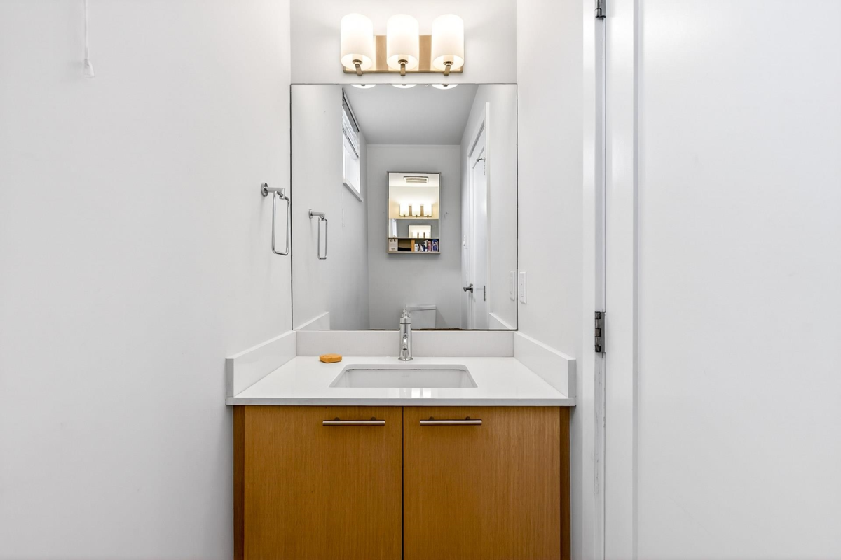 Kitchen Island Photo of 336 95 Moody Street, Port Moody, BC