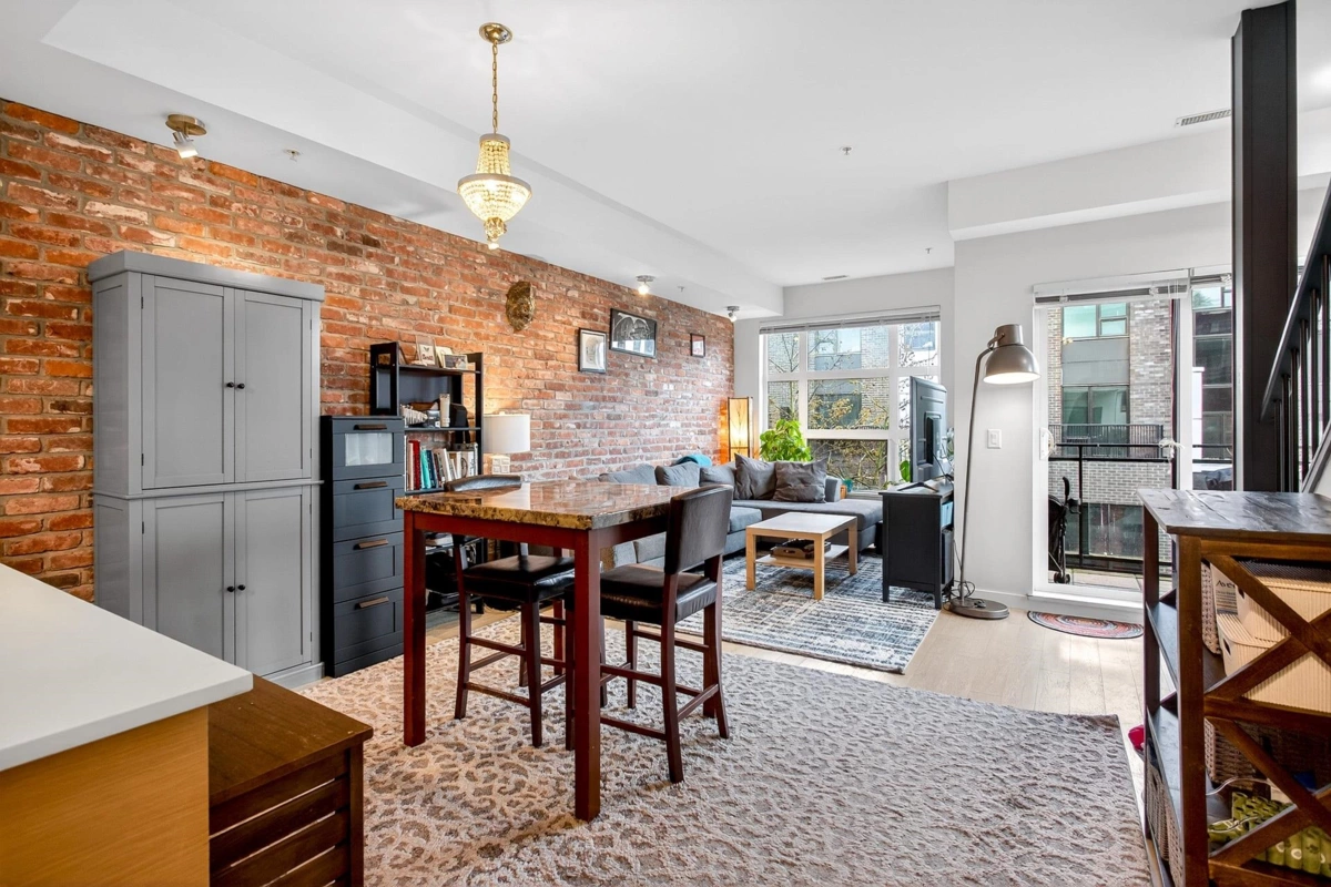 Kitchen Photo of 336 95 Moody Street, Port Moody, BC