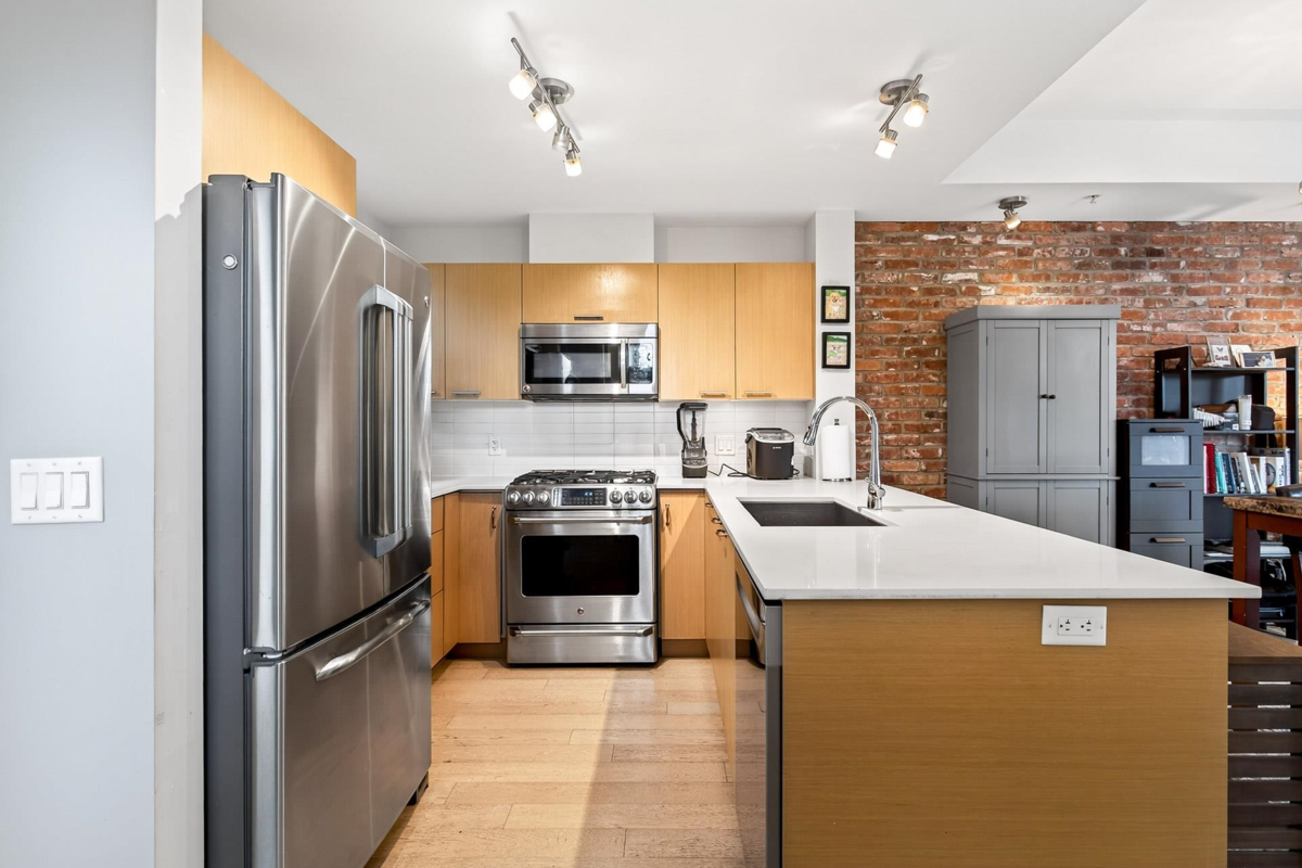 Living Room Photo of 336 95 Moody Street, Port Moody, BC