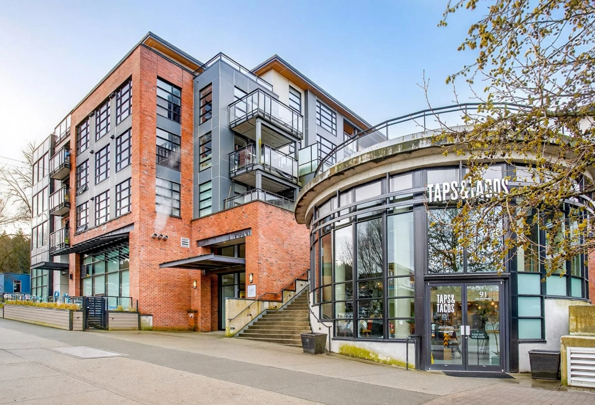 Mudroom Photo of 336 95 Moody Street, Port Moody, BC
