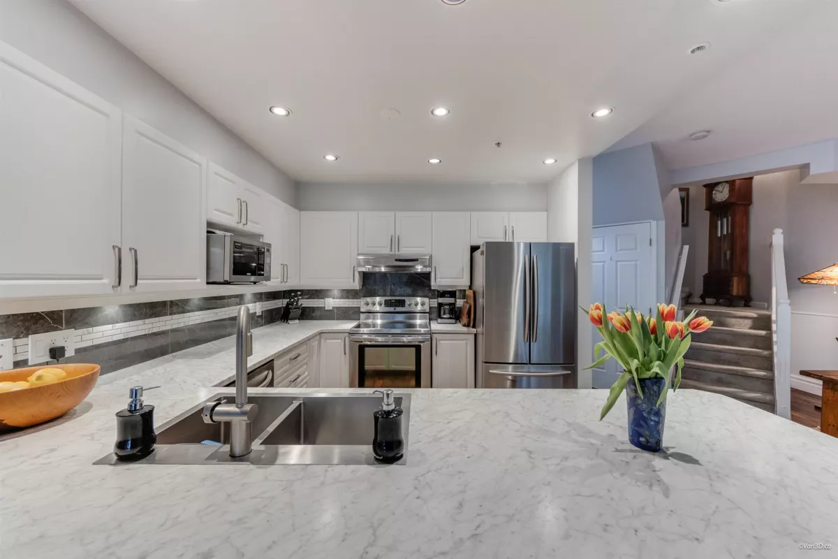 Breakfast Nook Photo of 116 3600 Windcrest Drive, North Vancouver, BC