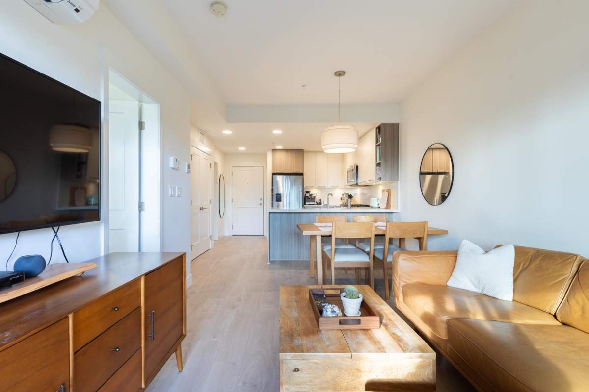 Bedroom 4 Photo of 309 14022 North Bluff Road, White Rock, BC