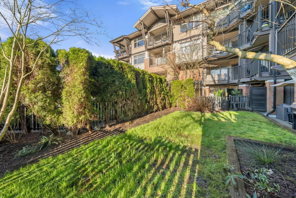 Dining Area Photo of 109 400 Klahanie Drive, Port Moody, BC